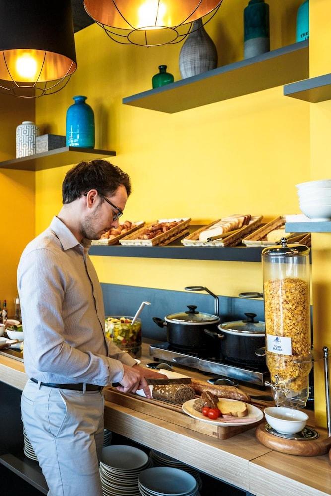 Nomad Centre Gare 3*